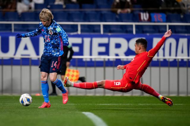 严益唯：留洋当下 伊东纯也擦亮中国足球的“眼睛”