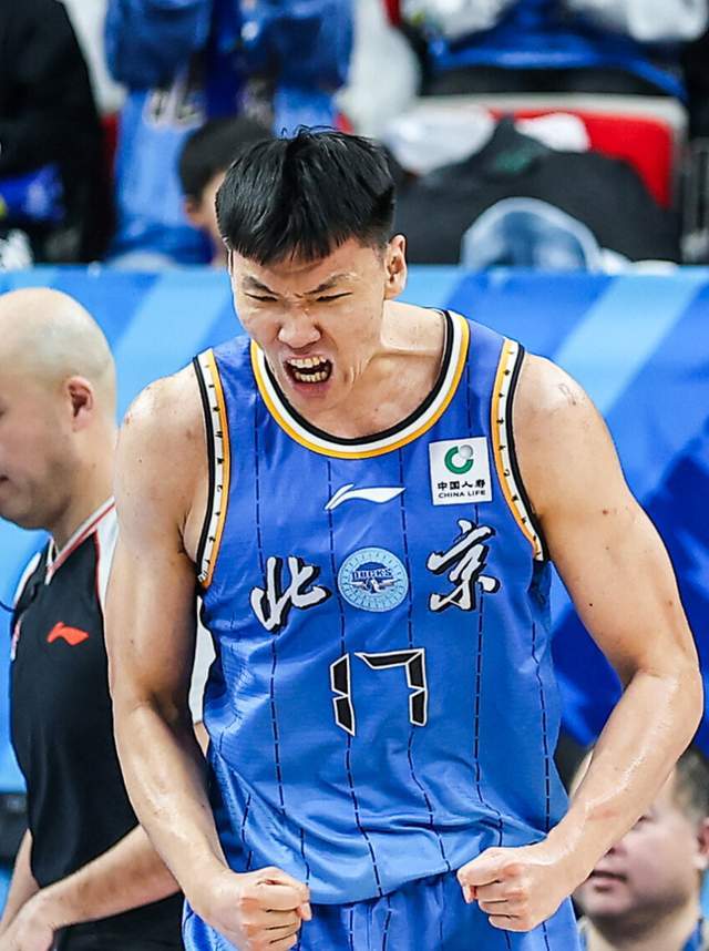 下载-拿600万顶薪,与广东3战均无缘登场,许利民一针见血,能怪谁呢?